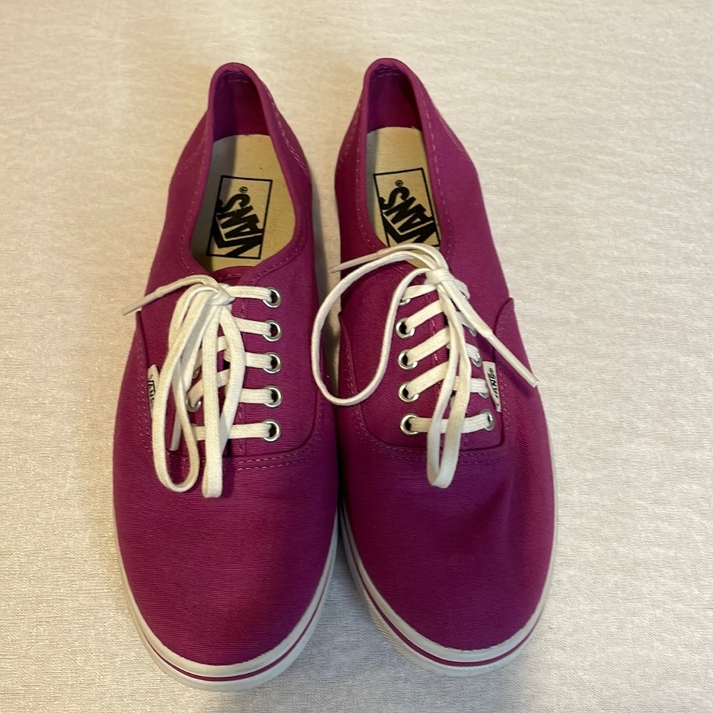 Vans Purple Tennis Canvas Lace up Size Men’s 7.5 - Women’s 9.0